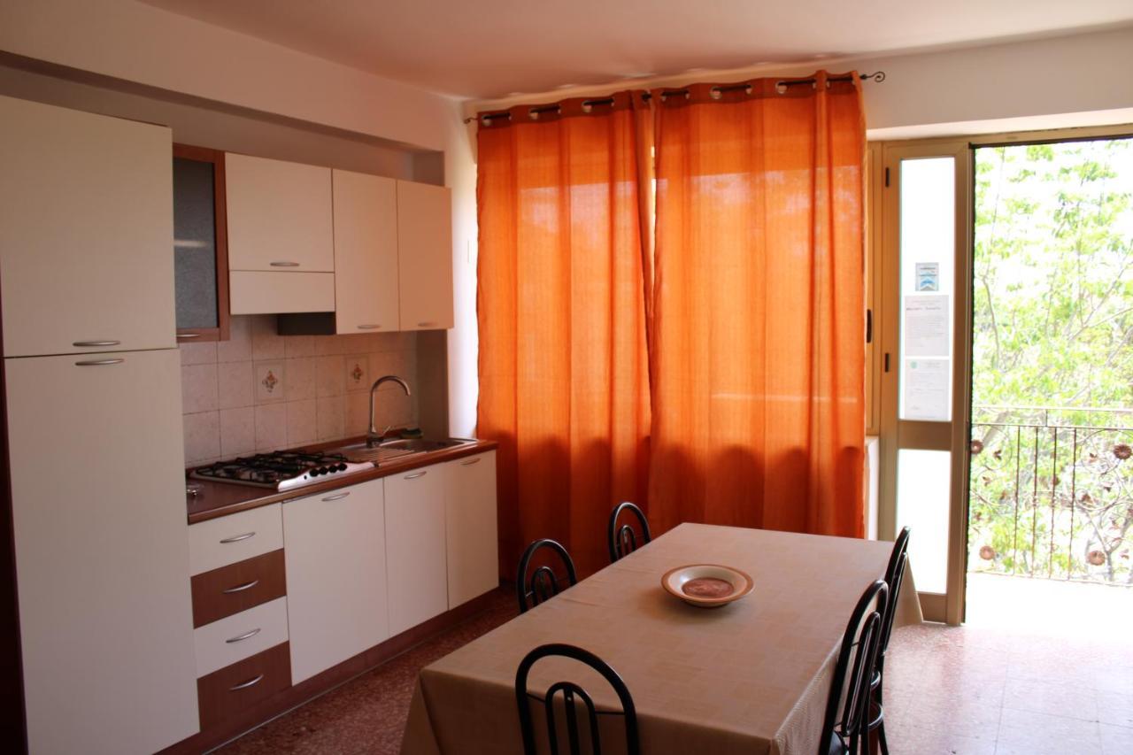 B&B Il Giardino Delle Meraviglie Melito Di Porto Salvo Extérieur photo
